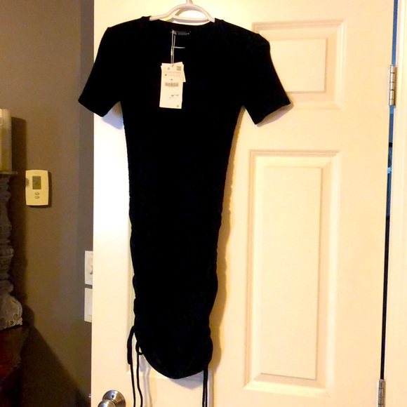 Zara Dresses & Skirts - NWT Zara fitted ribbed dress